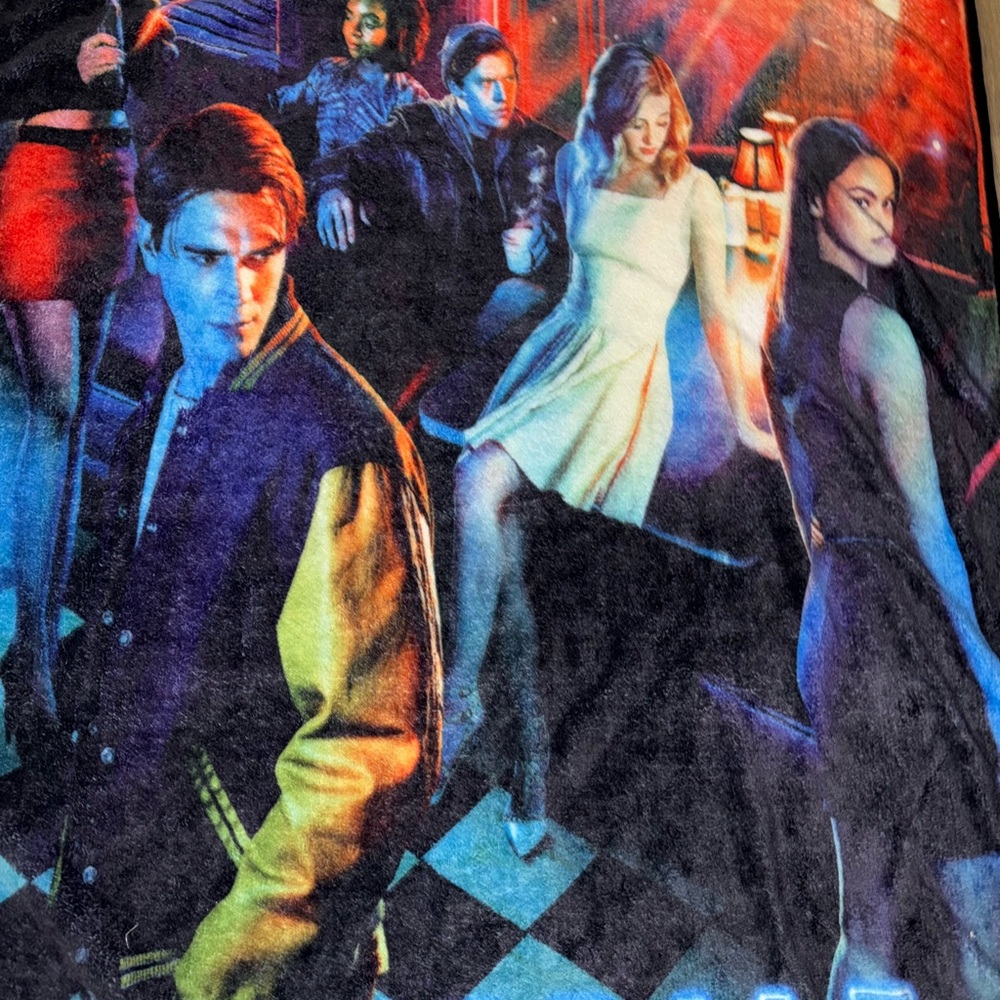 Riverdale Graphic Blanekt